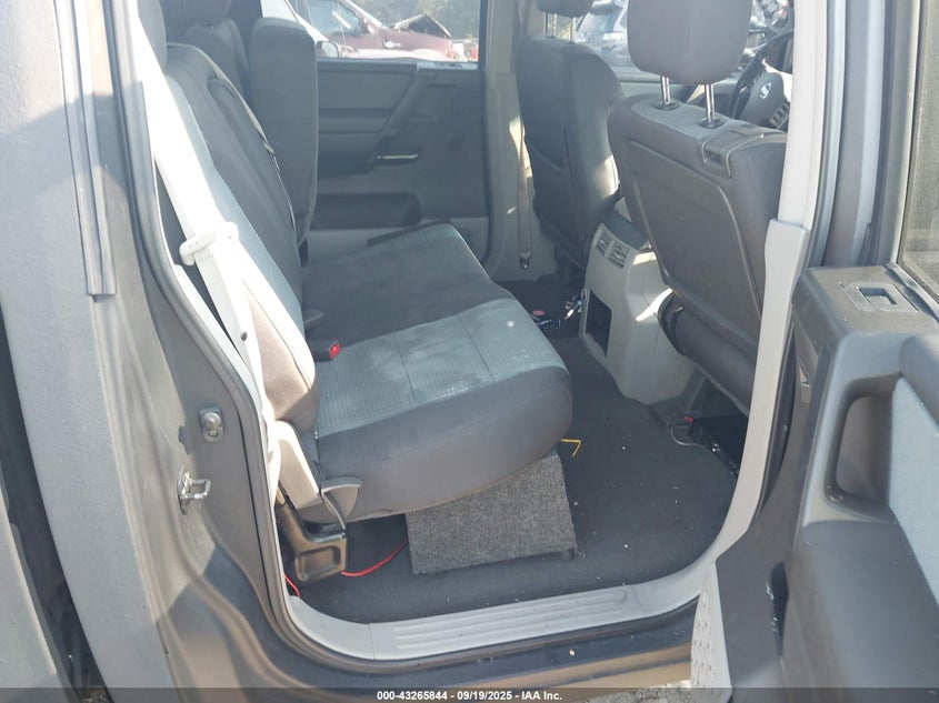 2004 Nissan Titan Se VIN: 1N6AA07A24N512249 Lot: 43265844