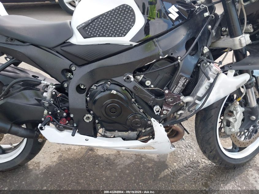 2019 Suzuki Gsx-R600 VIN: JS1GN7FA6K7100570 Lot: 43265984