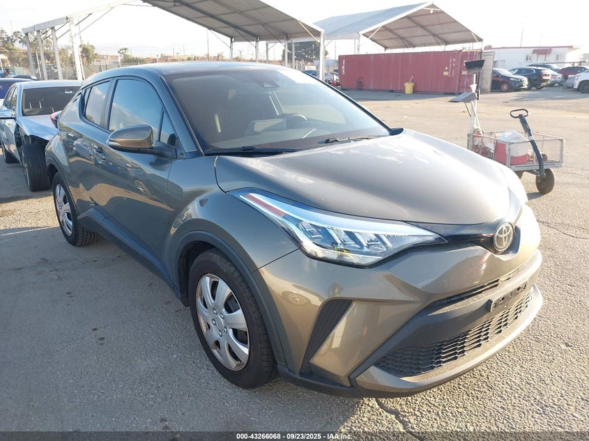 TOYOTA C-HR LE