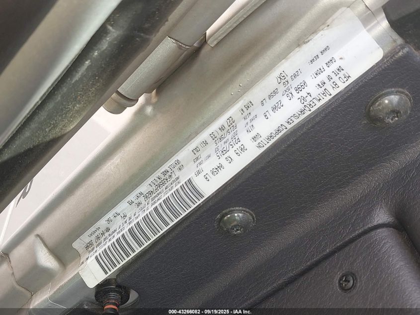 2002 Jeep Wrangler X VIN: 1J4FA39S02P748202 Lot: 43266082