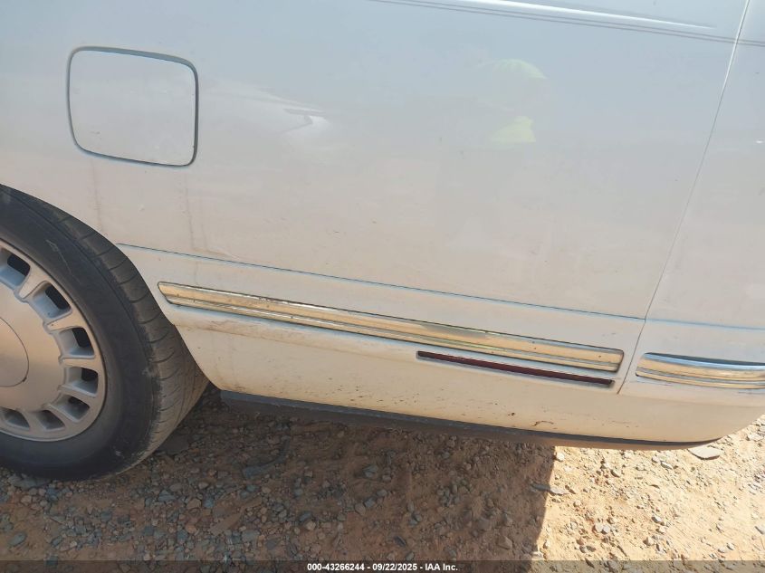 1999 Cadillac Deville Standard VIN: 1G6KD54Y9XU778880 Lot: 43266244