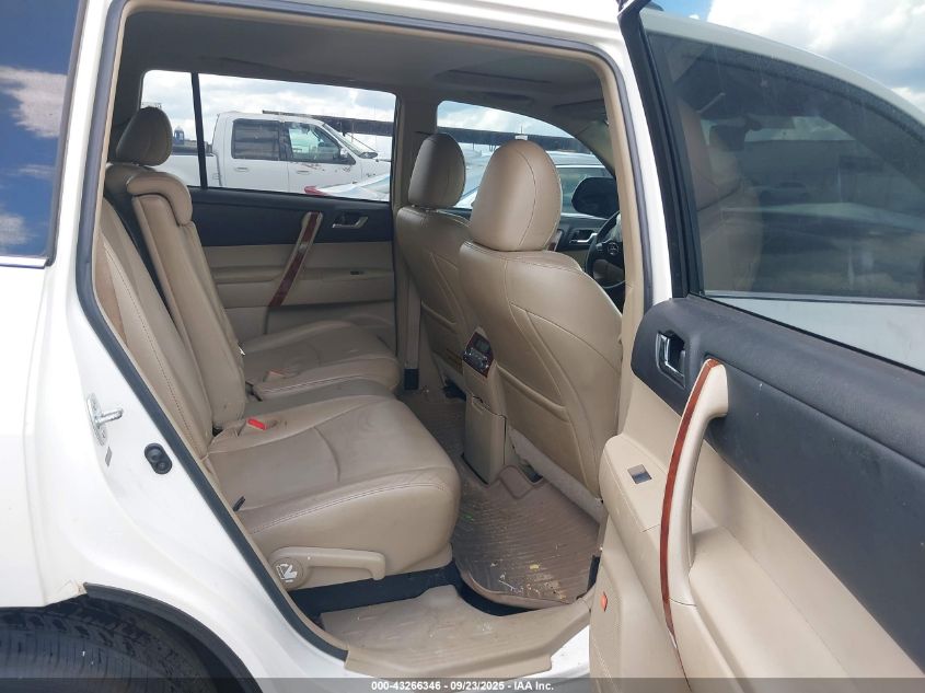 2013 Toyota Highlander Limited V6 VIN: 5TDYK3EH4DS104751 Lot: 43266346