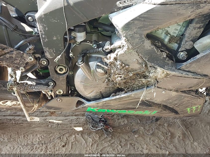 2015 Kawasaki Zx636 E VIN: JKBZXJE10FA016640 Lot: 43266392