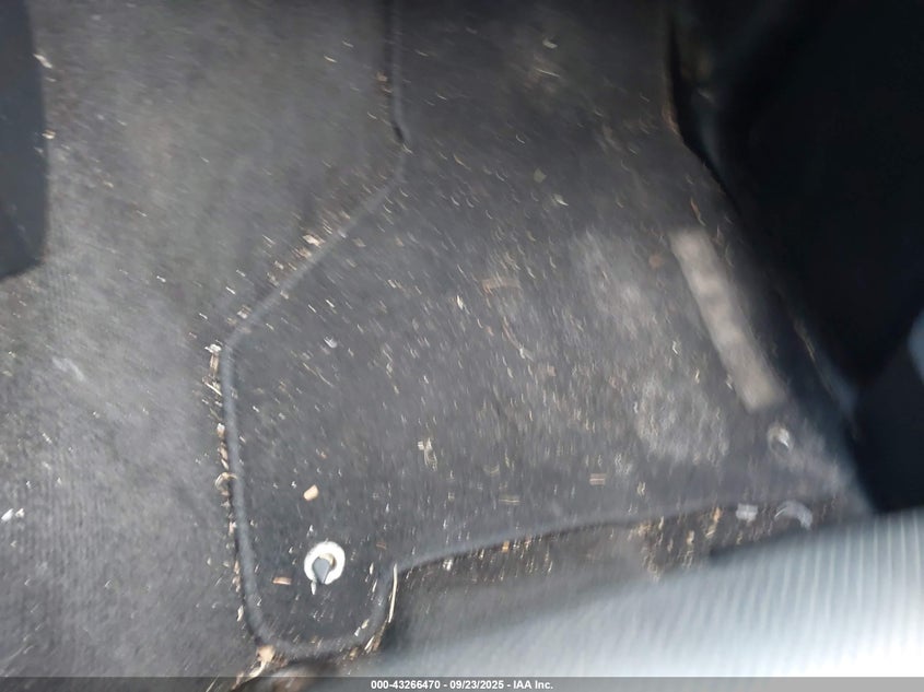 2017 RAM 1500 LARAMIE  4X4 5'7 BOX - 1C6RR7NT4HS750808