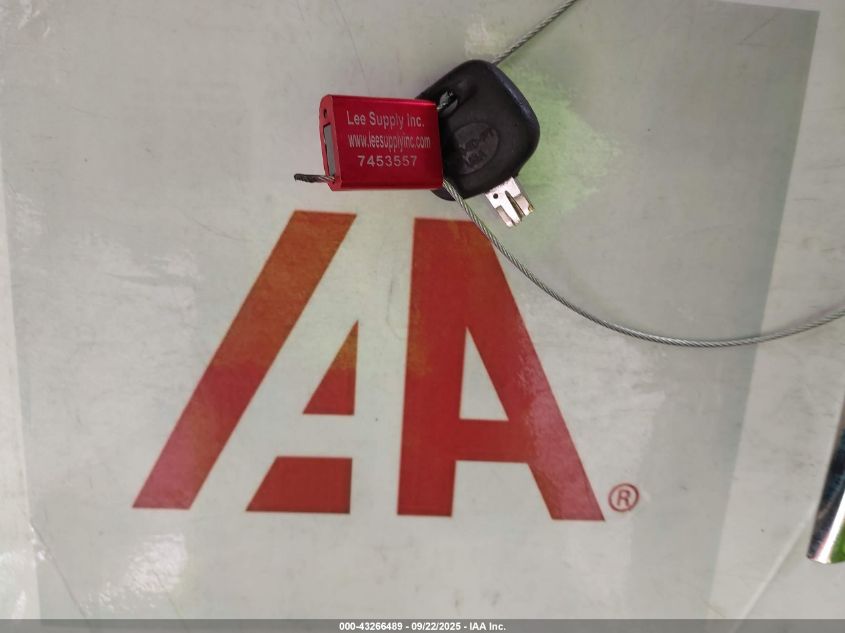 2007 Scion Tc VIN: JTKDE177370215063 Lot: 43266489