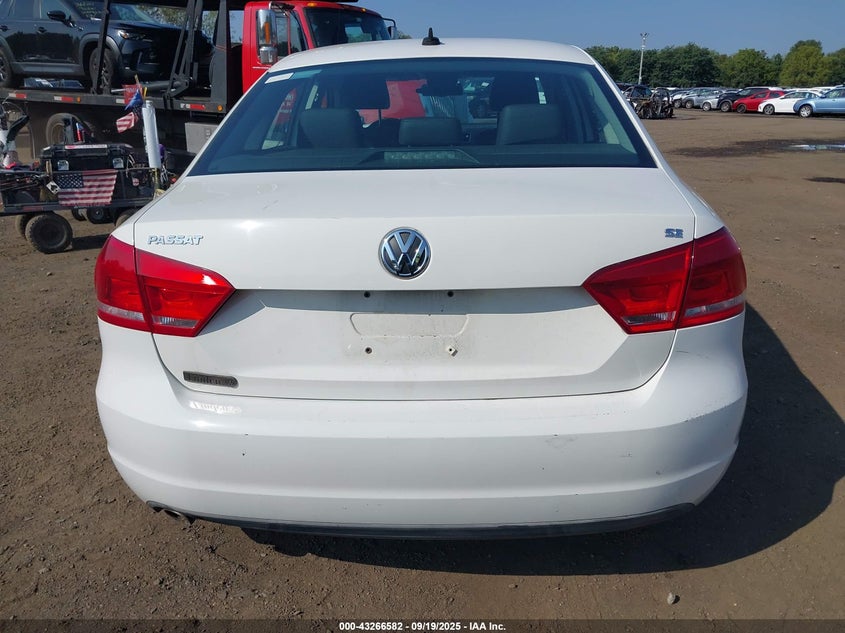 2013 Volkswagen Passat 2.5L Se VIN: 1VWBP7A33DC129406 Lot: 43266582