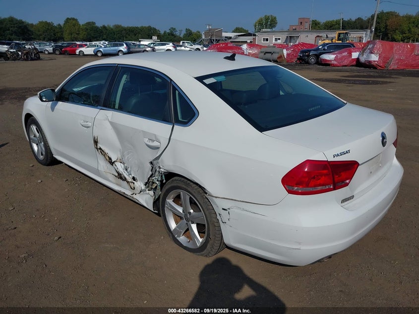 2013 Volkswagen Passat 2.5L Se VIN: 1VWBP7A33DC129406 Lot: 43266582