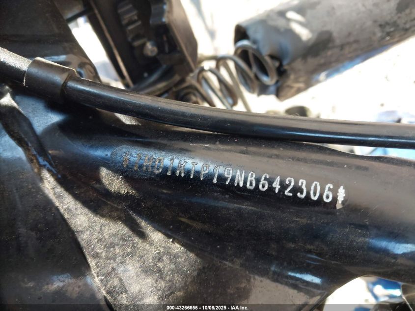 2022 Harley-Davidson Fltrxs VIN: 1HD1KTP19NB642306 Lot: 43266656