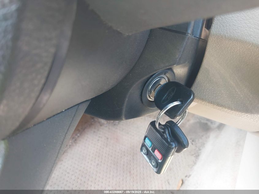 2006 Ford Mustang V6 VIN: 1ZVFT80NX65259213 Lot: 43266667