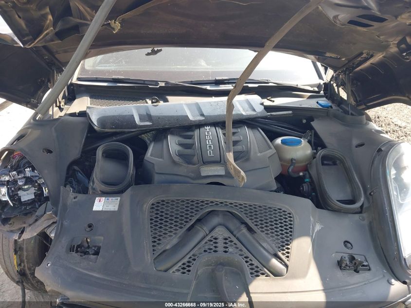 2017 Porsche Macan Gts VIN: WP1AG2A57HLB51982 Lot: 43266668