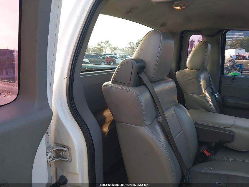 2006 Ford F-150 Stx/Xl/Xlt VIN: 1FTRF12256NA19245 Lot: 43266688