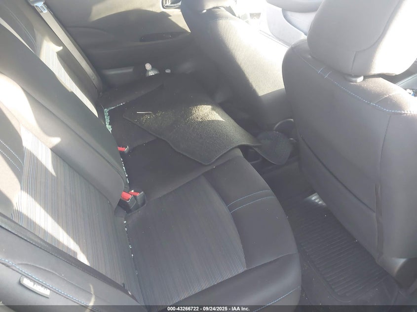 2024 NISSAN LEAF UU   N(VIN: 1N4CZ1CV1RC550616