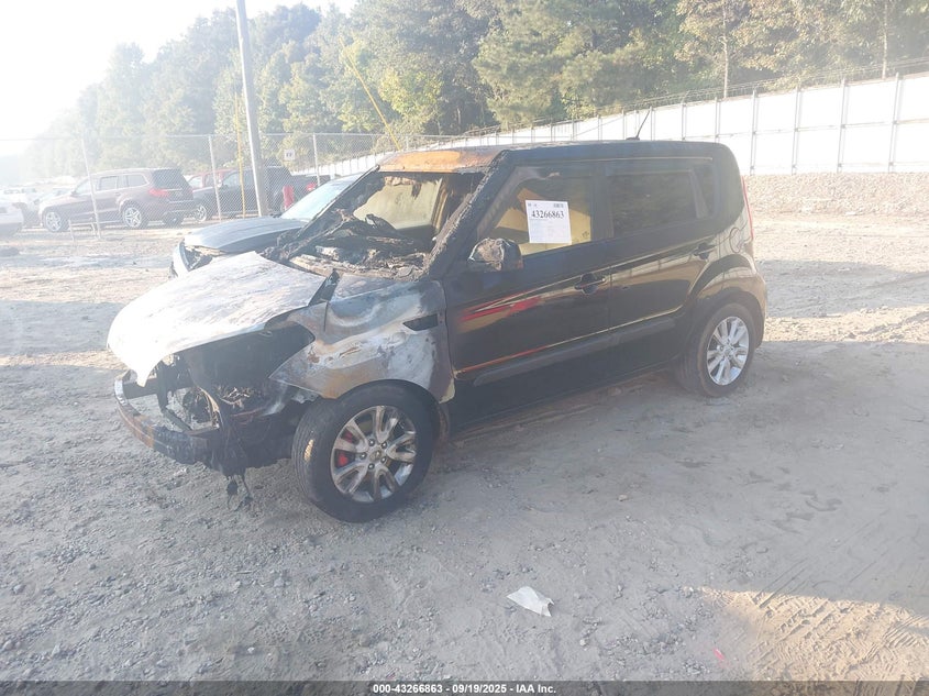 2013 Kia Soul KNDJT2A55D7774193 photo #3