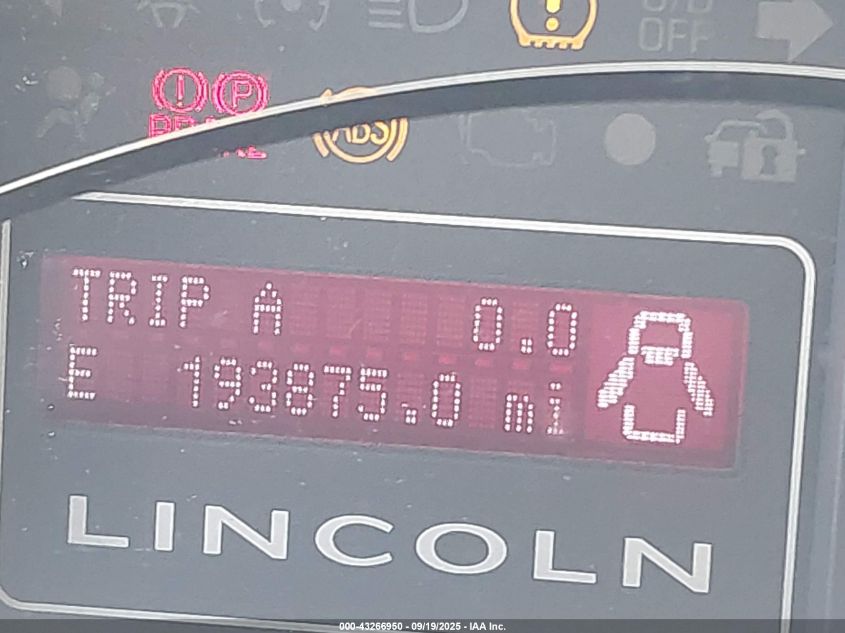 2007 Lincoln Navigator Ultimate VIN: 5LMFU27577LJ08290 Lot: 43266950