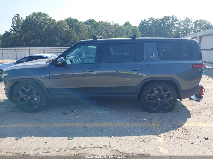 7PDSGBBA0SN060364 2025 RIVIAN R1S photo no. 14