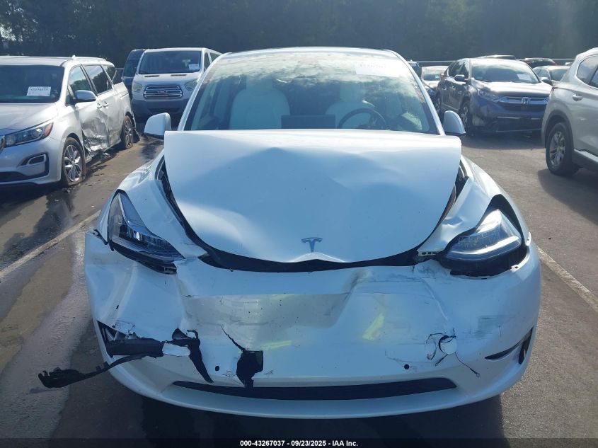 2022 Tesla Model Y Long Range Dual Motor All-Wheel Drive VIN: 7SAYGDEEXNF418006 Lot: 43267037