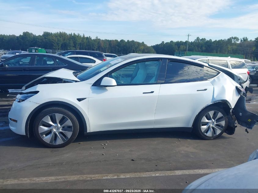 2022 Tesla Model Y Long Range Dual Motor All-Wheel Drive VIN: 7SAYGDEEXNF418006 Lot: 43267037