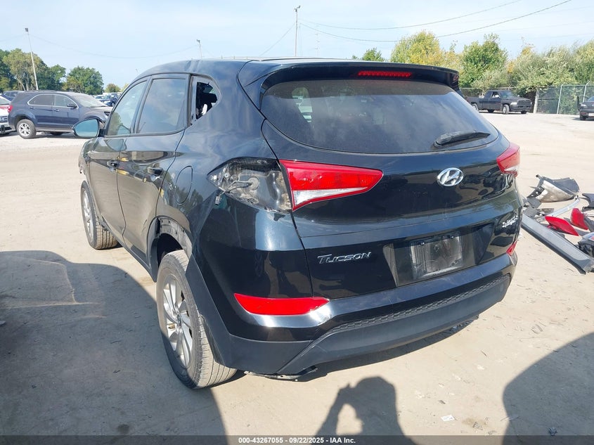 2017 HYUNDAI TUCSON SE PLUS - KM8J33A4XHU427152