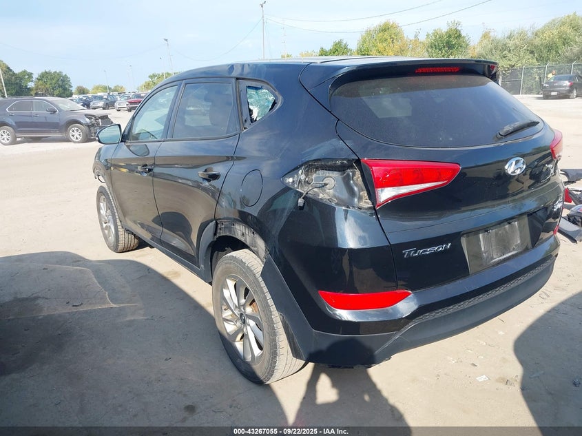 2017 HYUNDAI TUCSON SE PLUS - KM8J33A4XHU427152