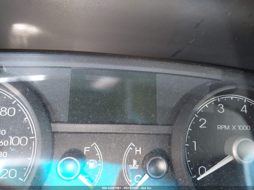 2006 Lincoln Town Car Signature VIN: 1LNHM81V16Y625397 Lot: 43267061