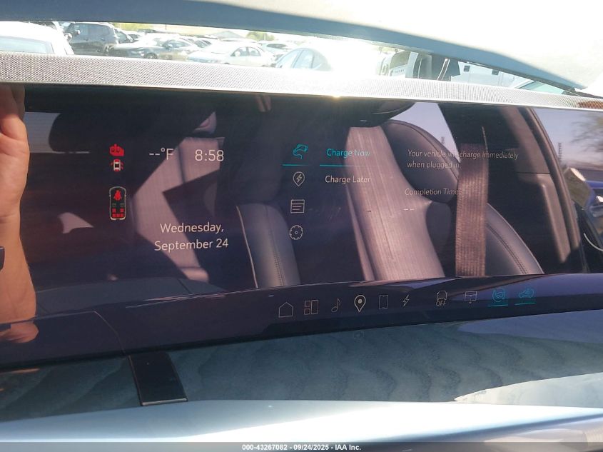 2025 Cadillac Escalade Iq Sport 2 Awd VIN: 1GYTEFKL4SU104473 Lot: 43267082