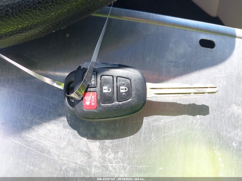 2012 Toyota Camry Le VIN: 4T4BF1FK2CR214587 Lot: 43267107