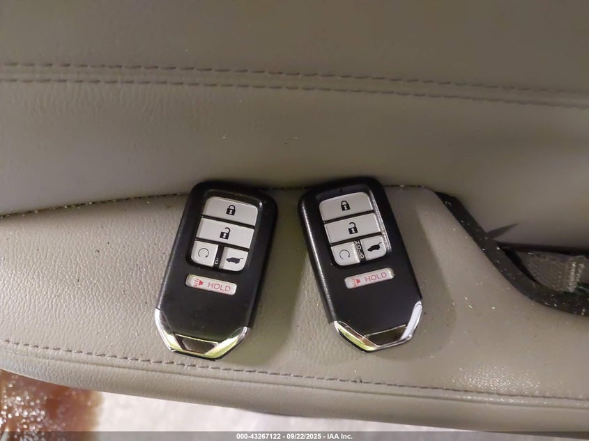 2017 HONDA CR-V EX-L/EX-L NAVI - 5J6RW1H8XHL000680