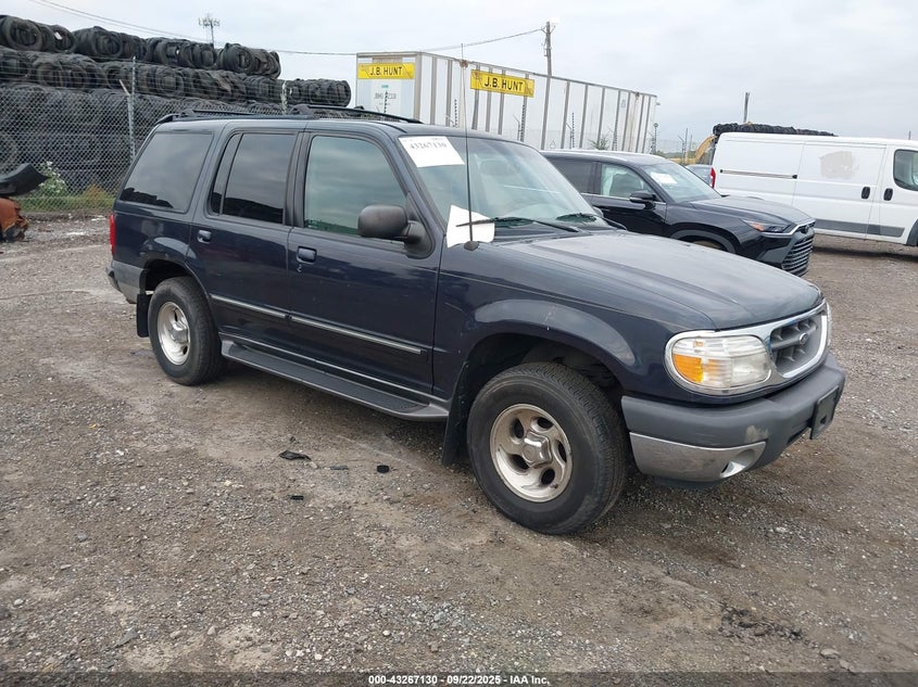 2000 Ford Explorer Xlt