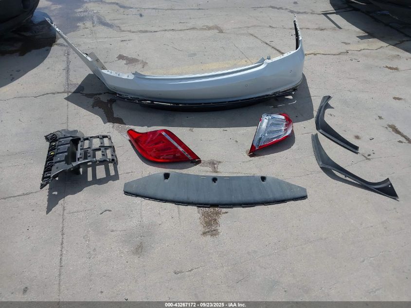 2017 Genesis G90 3.3T Premium VIN: KMHG34JAXHU023421 Lot: 43267172