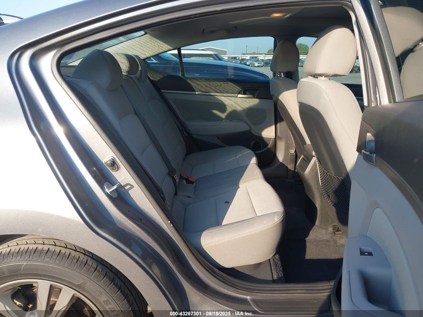 2018 HYUNDAI ELANTRA VALUE EDITION - 5NPD84LF8JH344729