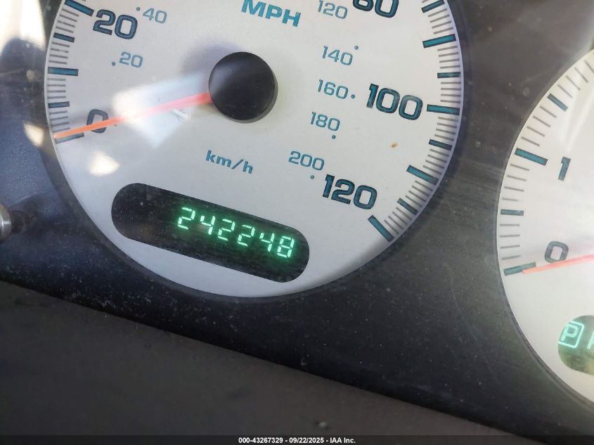 2001 Chrysler Voyager VIN: 1C4GJ25361B218265 Lot: 43267329