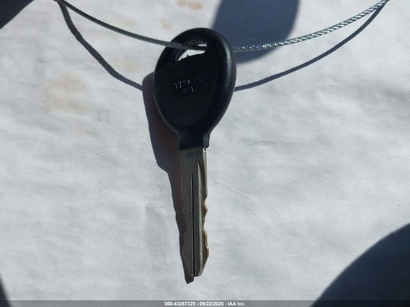 2001 Chrysler Voyager VIN: 1C4GJ25361B218265 Lot: 43267329