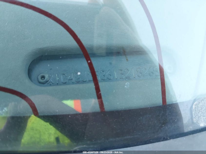 2001 Chrysler Voyager VIN: 1C4GJ25361B218265 Lot: 43267329