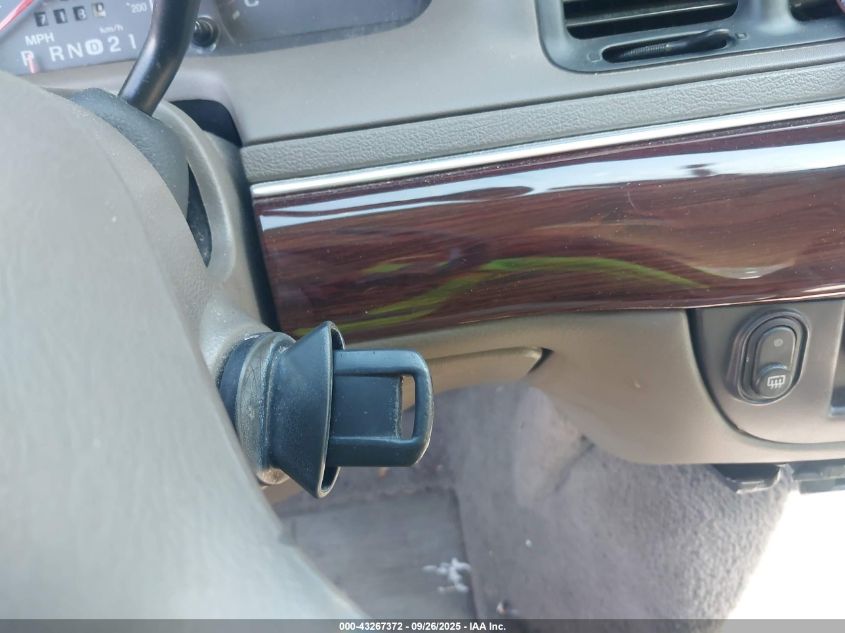 2004 Mercury Grand Marquis Gs VIN: 2MEFM74W64X625210 Lot: 43267372