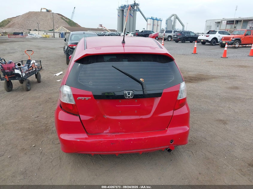 2009 Honda Fit Sport VIN: JHMGE88409S013157 Lot: 43267373