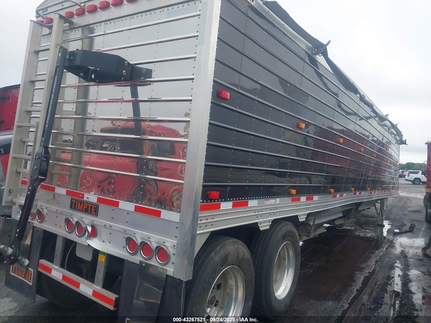1TDH42223SB187209 2025   photo no. 4