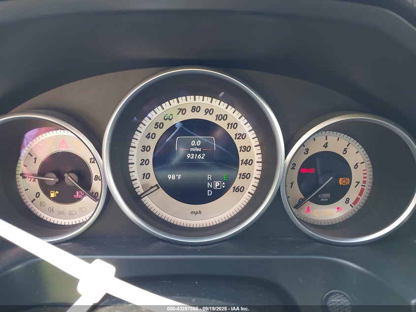 2015 MERCEDES-BENZ E 350 - WDDHF5KB6FB143695