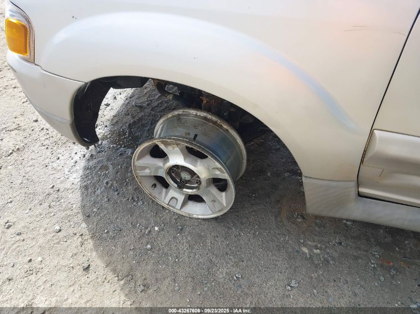 2003 Ford Explorer Sport Trac Xls/Xlt VIN: 1FMZU67E83UB48986 Lot: 43267606