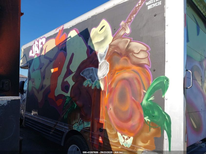 2006 Ford E-450 Cutaway VIN: 1FDXE45S96HA83001 Lot: 43267656