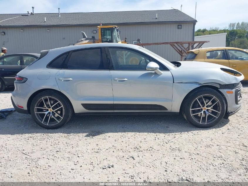 2023 Porsche Macan T VIN: WP1AA2A51PLB21697 Lot: 43267662