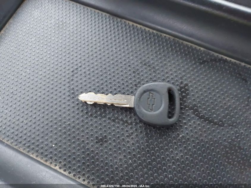 2004 Chevrolet Silverado 1500 Work Truck VIN: 2GCEK19V341265722 Lot: 43267758