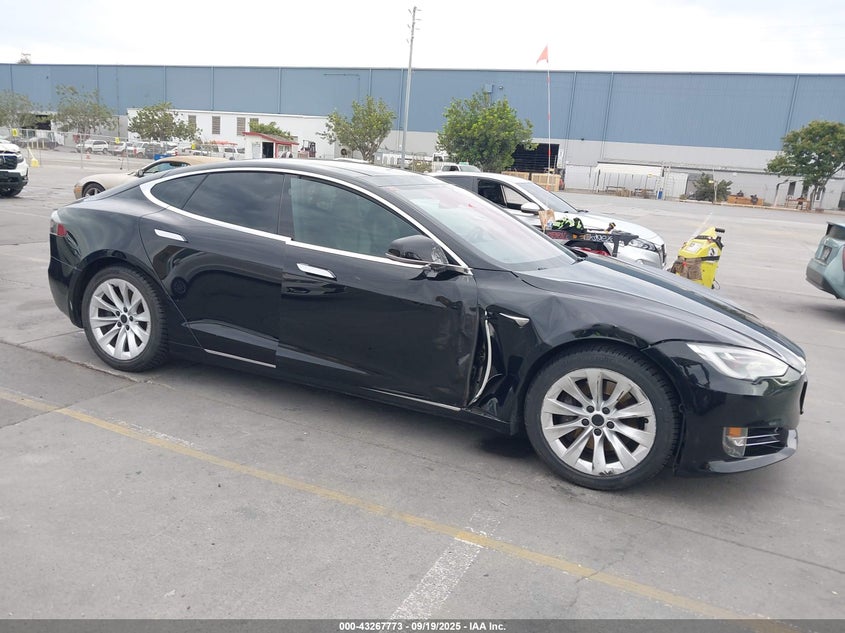 TESLA MODEL S 60/75