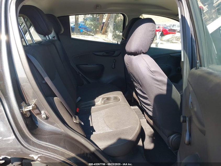 VIN KL8CA6SA4LC463340 2020 CHEVROLET SPARK FWD LS MANUAL