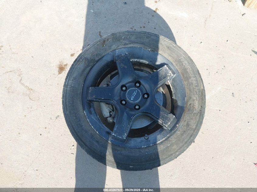 2014 Ford Focus Titanium VIN: 1FADP3N23EL223850 Lot: 43267923