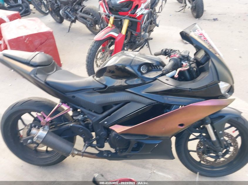 2021 Yamaha Yzfr3 A VIN: MH3RH18Y4MK007920 Lot: 43268000