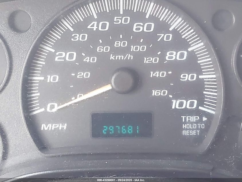 2006 Chevrolet Express Work Van VIN: 1GCGG25V061202737 Lot: 43268001