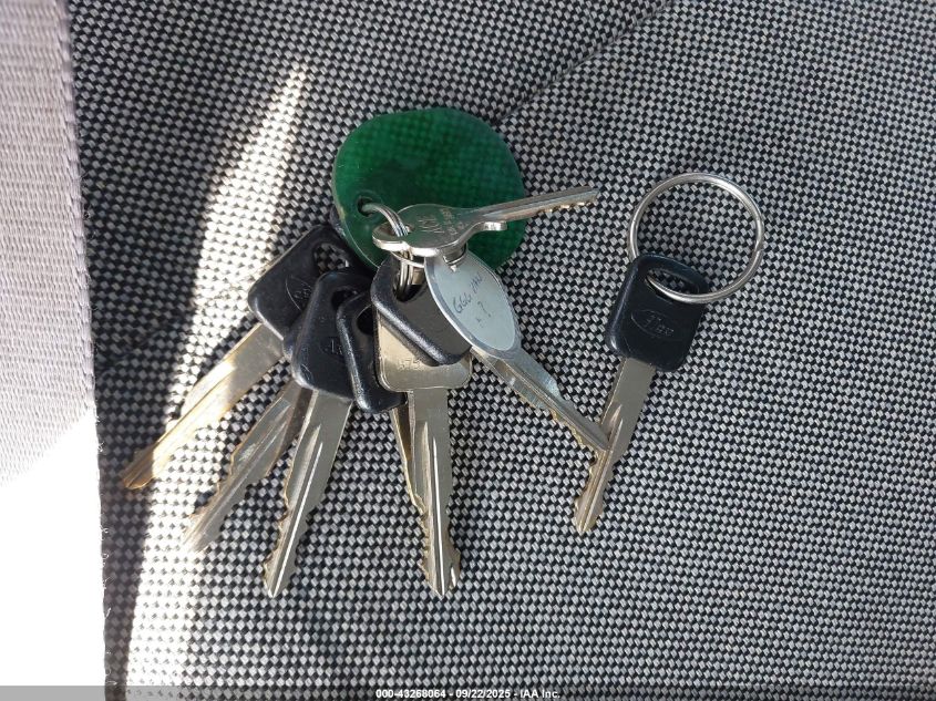 1999 Ford E-150 Commercial/Recreational VIN: 1FTRE14W7XHB18491 Lot: 43268064