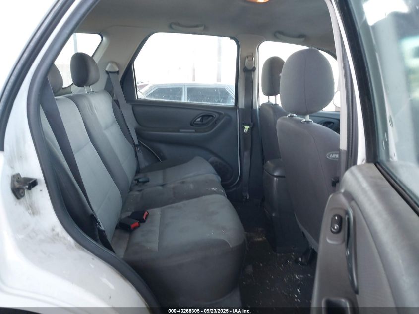 2004 Ford Escape Xls VIN: 1FMCU02184DA22698 Lot: 43268305