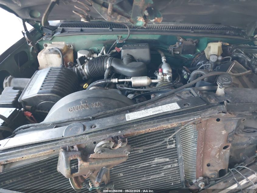 1999 Chevrolet Tahoe Lt VIN: 1GNEC13R8XJ385784 Lot: 43268398