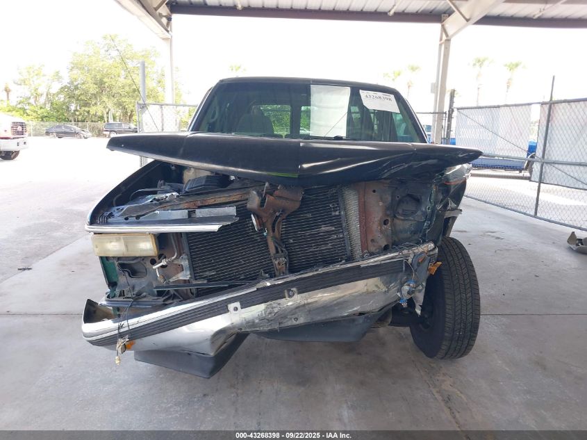 1999 Chevrolet Tahoe Lt VIN: 1GNEC13R8XJ385784 Lot: 43268398